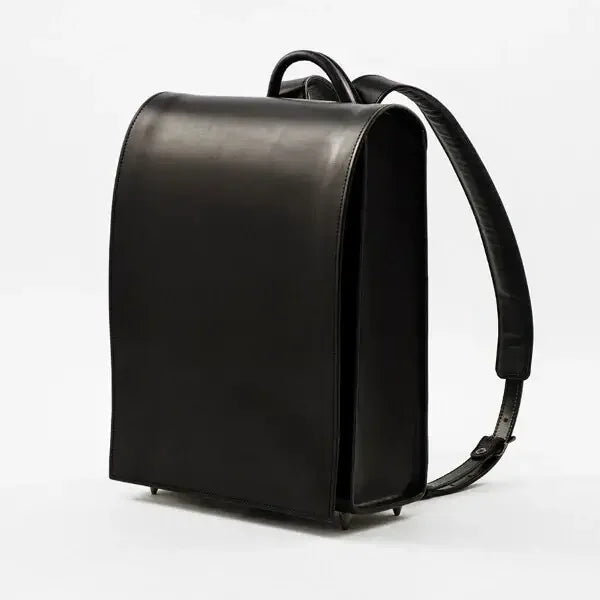 Kabuto Adult Randoseru – Tochigi Leather by Murase Kabanko – black Japanese randoseru backpack with structured design on white background